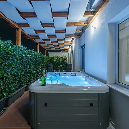Acropolis Divine Penthouse Apartment
